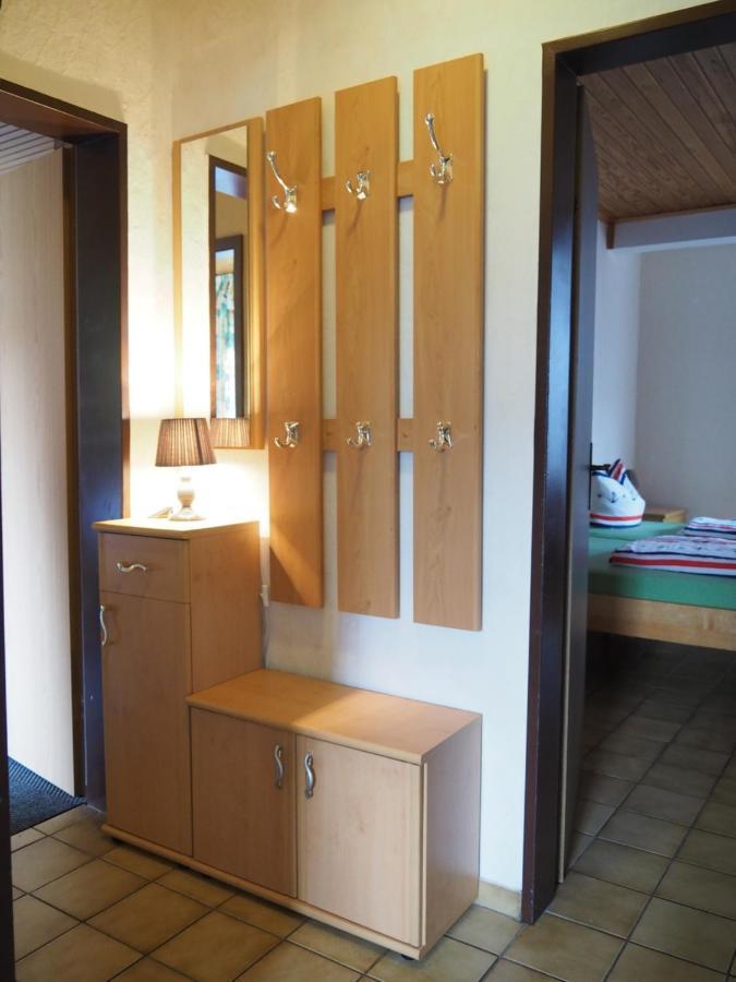 Friesenmeer Ferienwohnung Eins Бензерзил Екстериор снимка