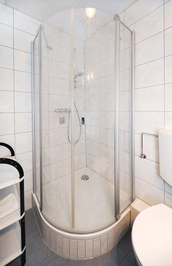Friesenmeer Ferienwohnung Eins Бензерзил Екстериор снимка