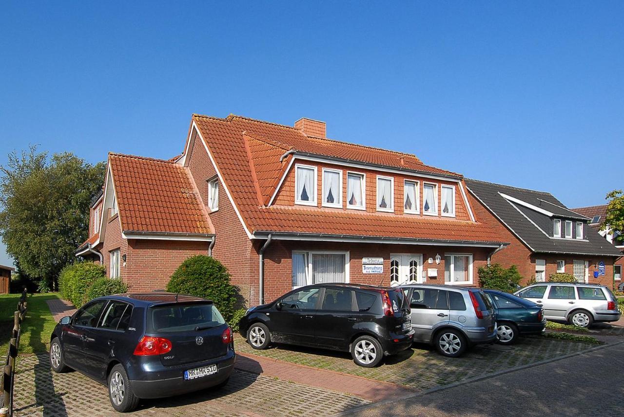 Friesenmeer Ferienwohnung Eins Бензерзил Екстериор снимка